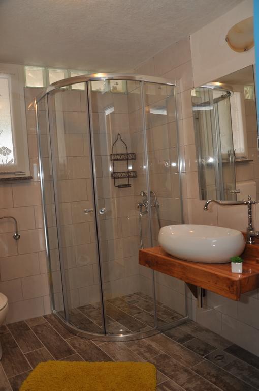 Rustic Apartment Mariva Ljubač Buitenkant foto